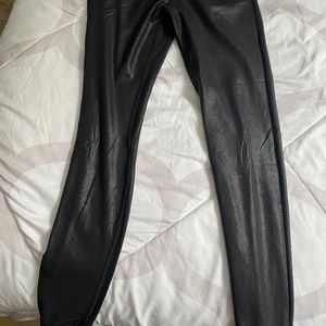 Lululemon shimmer wonder unders